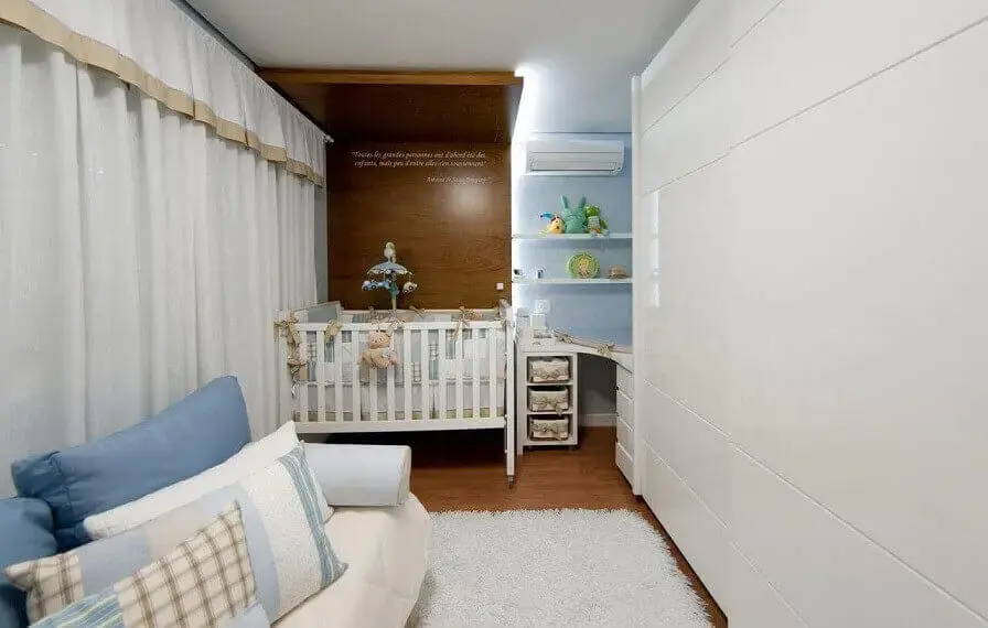 Guarda-roupas planejados para quarto de bebê Projeto de Juliana Pippi