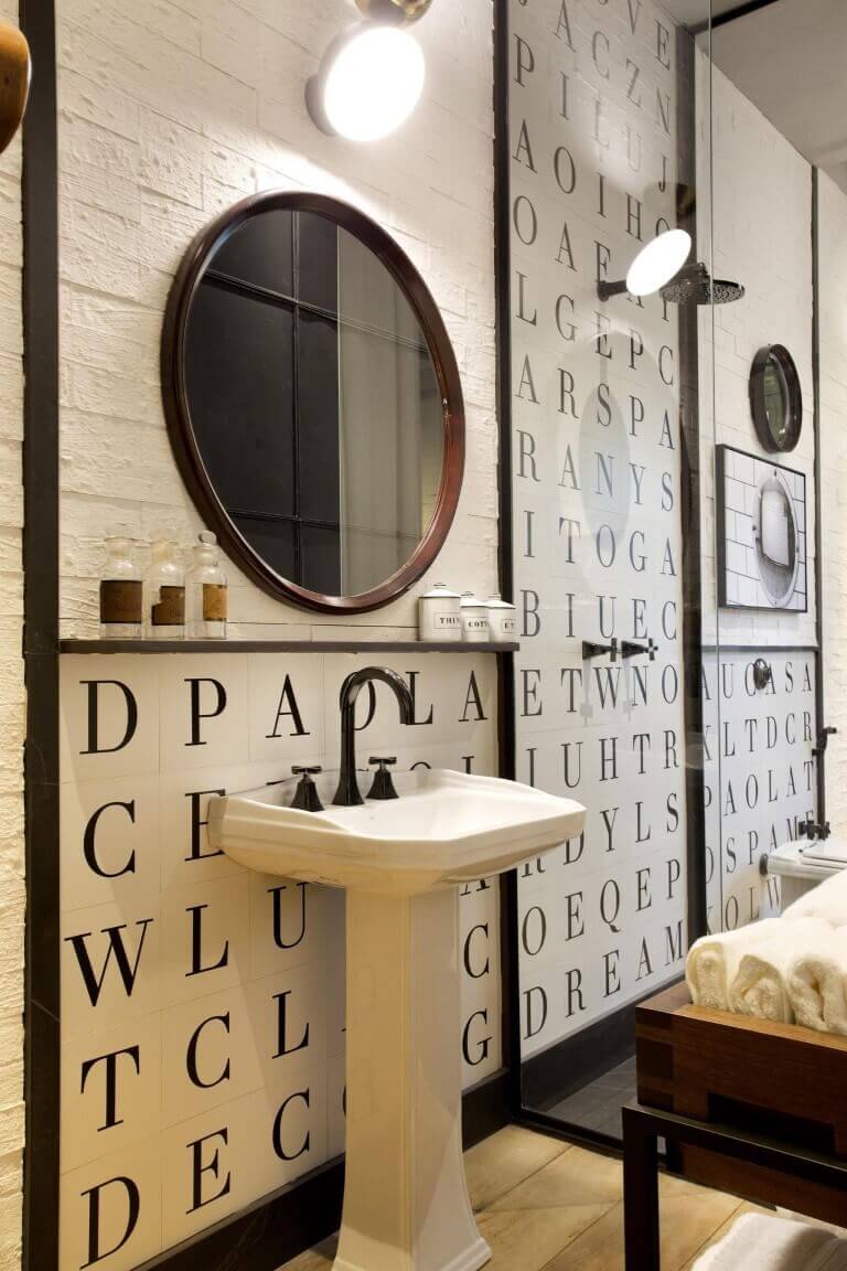 Azulejos para banheiro com letras