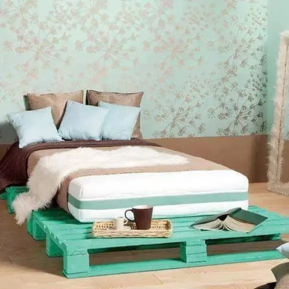 Faça você mesmo decoração do quarto com cama pallets