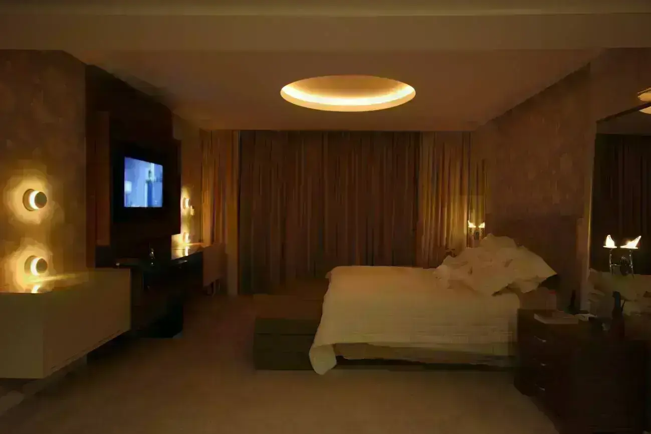 iluminação para quarto de casal com luz indireta
