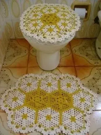 Jogo de banheiro de crochê branco com amarelo