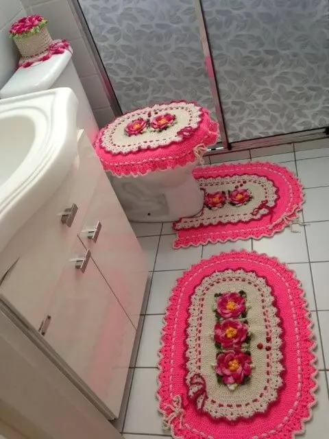 Jogo de banheiro de crochê rosa pink