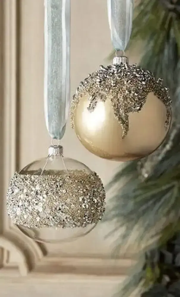 As bolas de natal são os enfeites mais tradicionais dessa época do ano