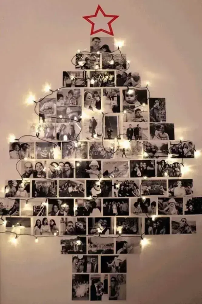 Ideia de enfeites de natal feito com fotos colocadas na parede