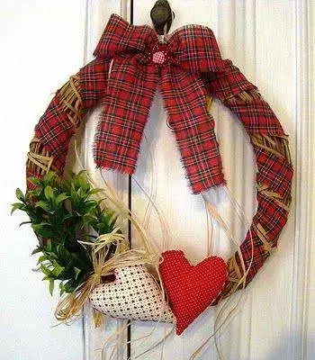 Red and white heart Christmas wreath