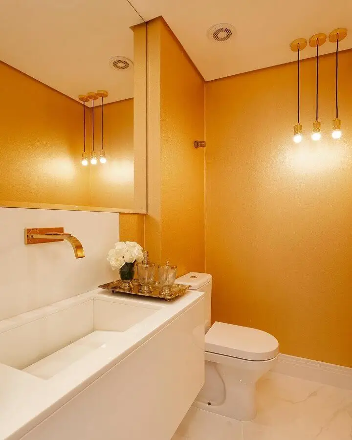 cores quentes para decoração de banheiro moderno planejado  Foto Monise Rosa Arquitetura