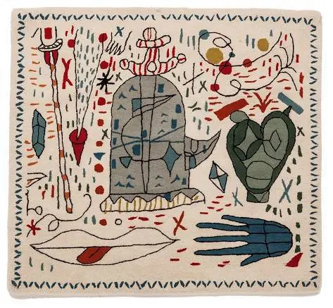 Já Jaime Hayon criou desenhos surrealistas para o aniversário de 30 anos da Nanimarquina. Homens com cabeça de pássaro, partes do corpo soltas, tartarugas e outros elementos convivem nos tapetes da marca espanhola. 