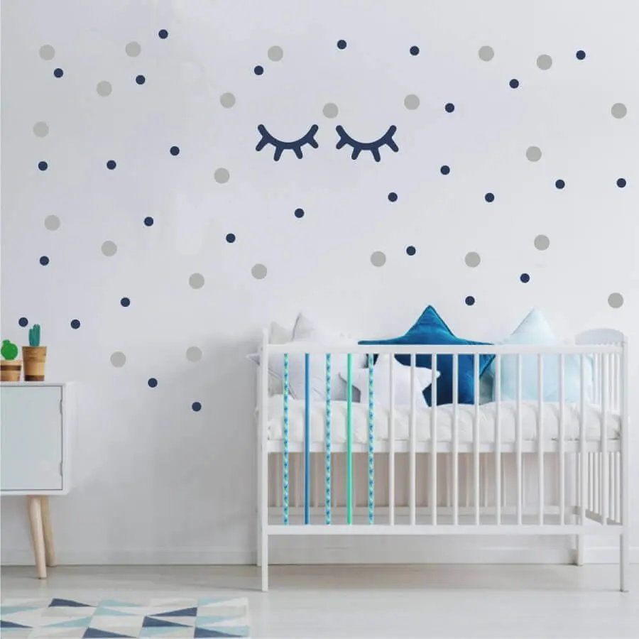 bolinhas e cílios para adesivos para quarto de bebê com decoração clean Foto Elo7