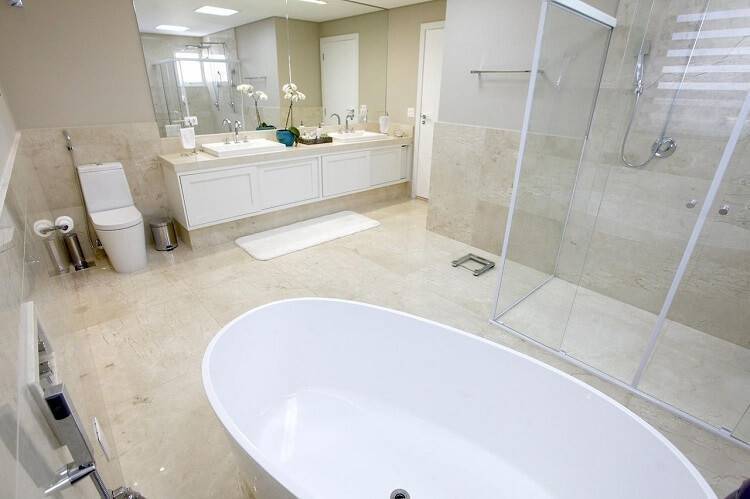 marmore banheiro revestido belissa corral 20730