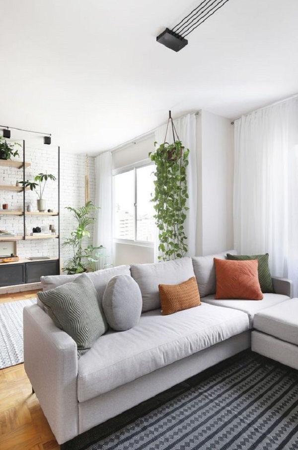 Sala de estar com decoração escandinava