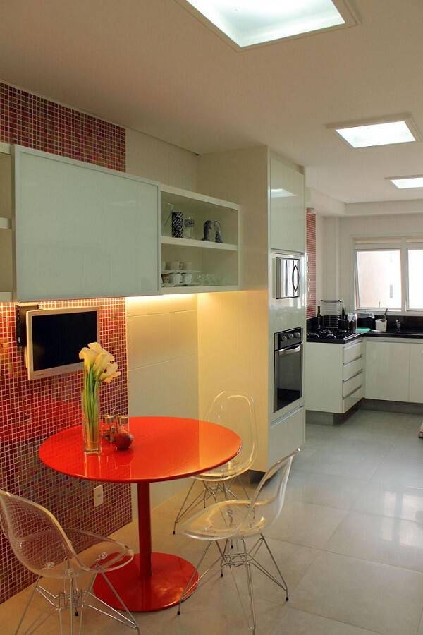 Cozinhas Planejadas para Apartamentos Pequenos com mesa redonda marcia acaro 36949