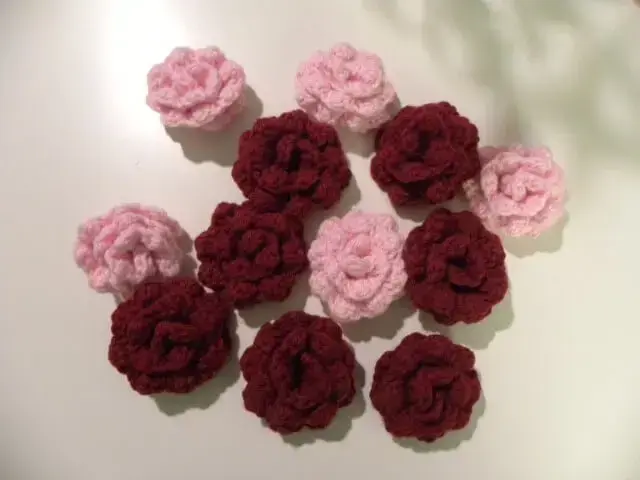 Flor de crochê pequena