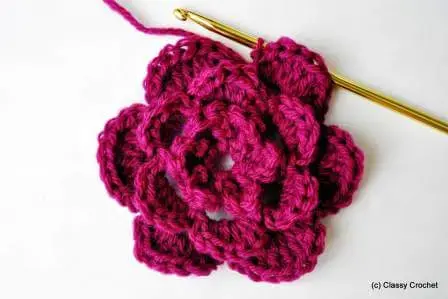 Flor de crochê rosa
