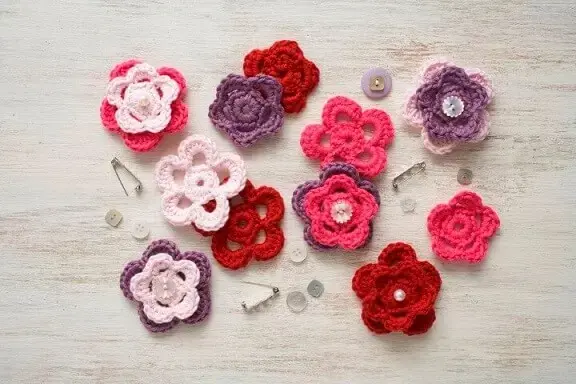 Flor de crochê variadas