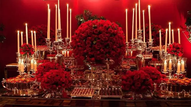 decoração de casamento mesa do bolo Jayme Bernardo vermelho