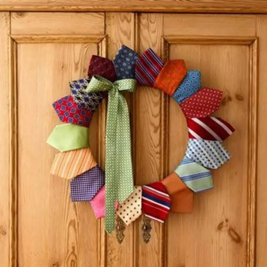 guirlanda de gravatas para decoração de dia dos pais