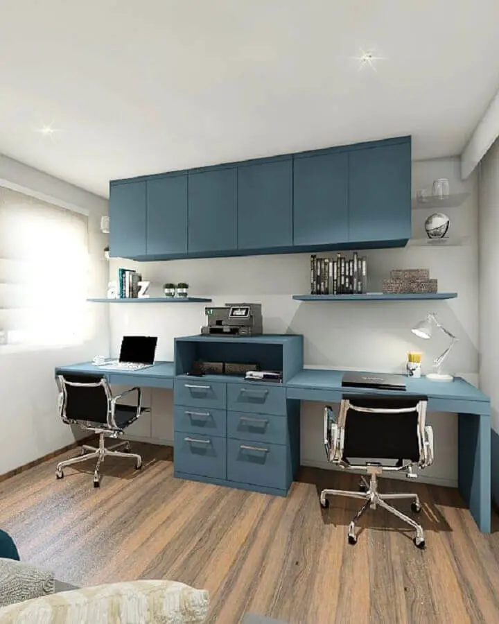 móveis para escritório com armário azul petróleo Foto Betania Pacheco Arquitetura