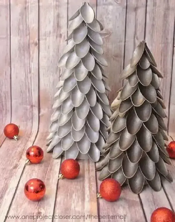 Christmas crafts with plastic spoon 