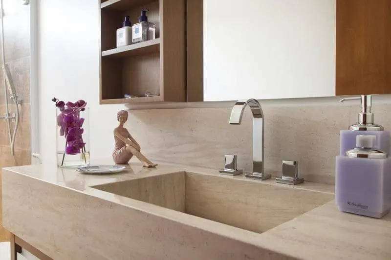 Decoração de banheiro com nicho de madeira Projeto de Arquitetura 8