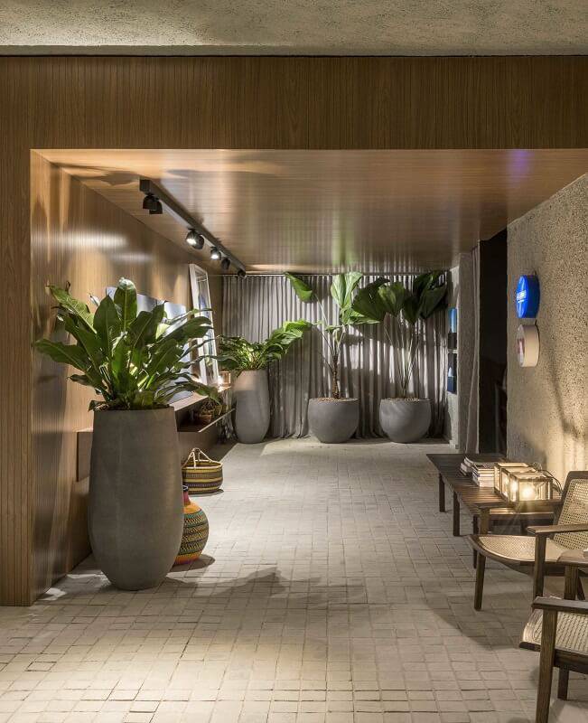 Larissa Dias – Lounge Brasília hall spots de led
