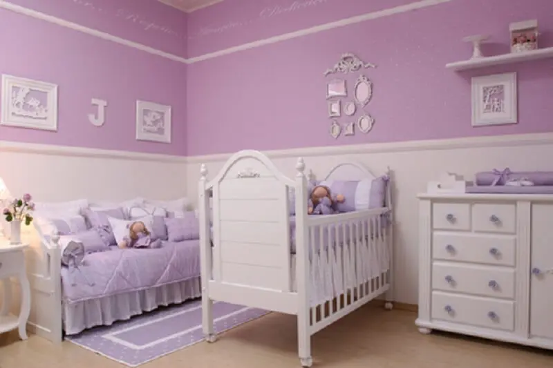 decoração de quarto de bebê lilás