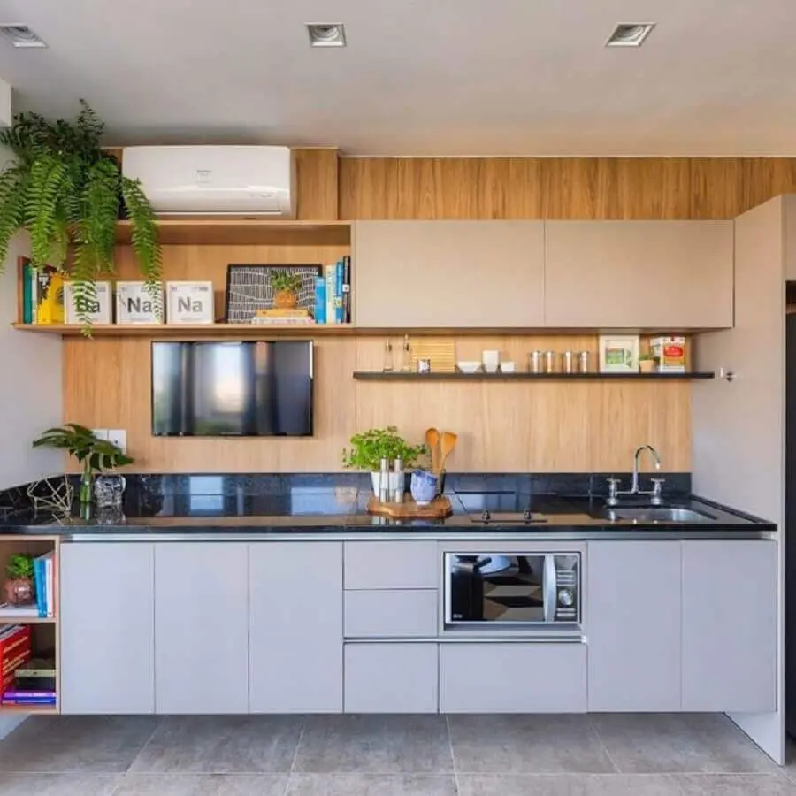 decoração moderna com prateleira para cozinha pequena planejada Foto DOOB Arquitetura