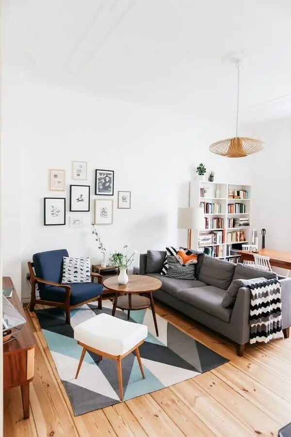 tapete com estampas geométrica para sala com estilo escandinavo Foto Futurist Architecture