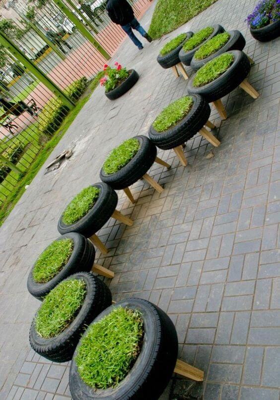 Artesanato com pneus: decore o seu jardim de maneira especial