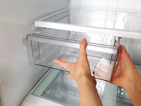 Como limpar geladeira com gavetas