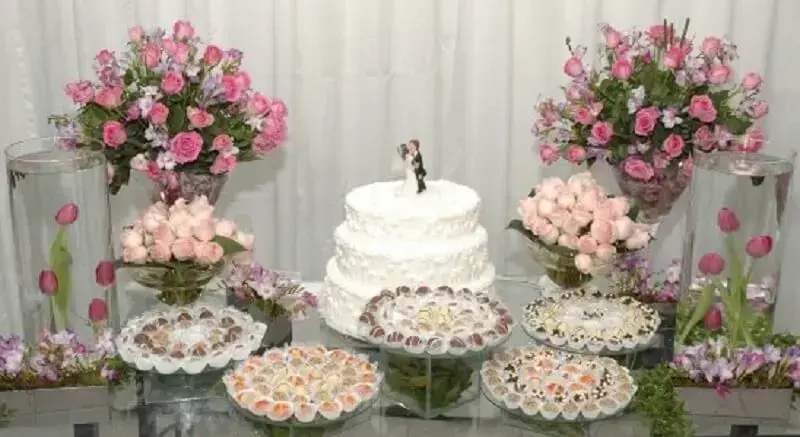 decoração de mesa de casamento com flores