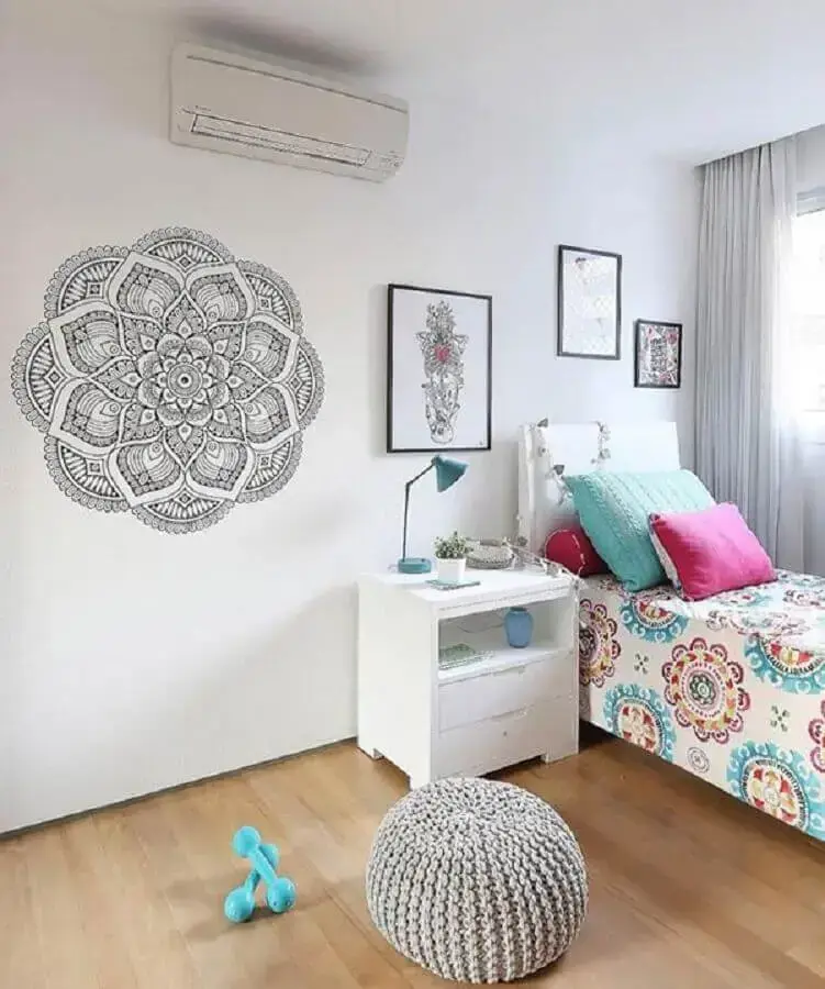 puff de crochê para decoração de quarto simples Foto Pinterest