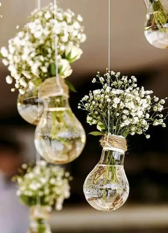 recyclable for simple and inexpensive wedding decoration