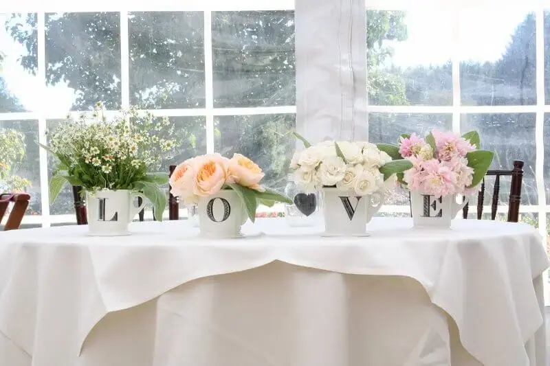 vasos de flores para decoração de casamento