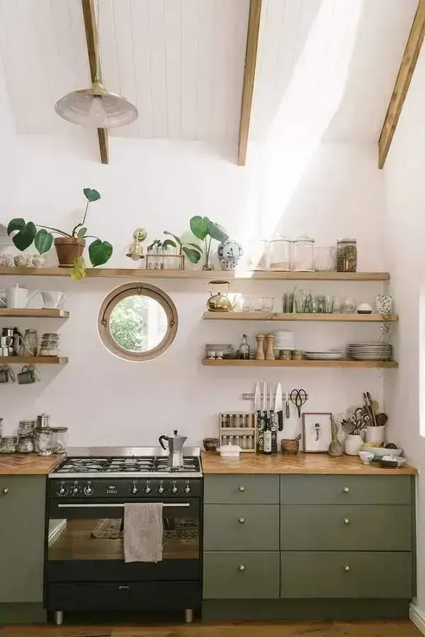 As cozinhas de casas simples são confortáveis e acolhedoras