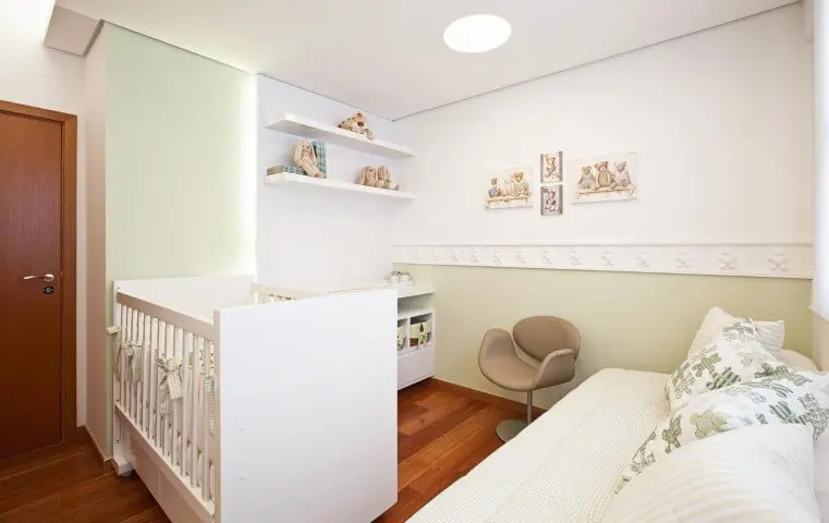 Cores para quarto de bebê branco com verde Projeto de Eduarda Correa