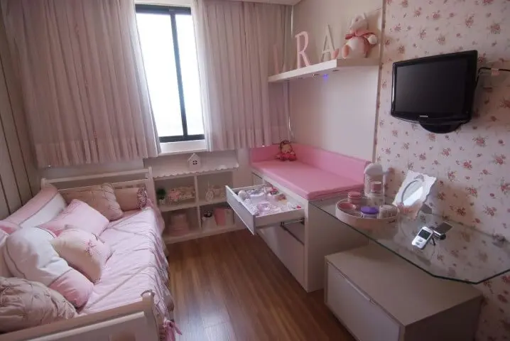 Cores para quarto de bebê rosa Projeto de Melo e Brito