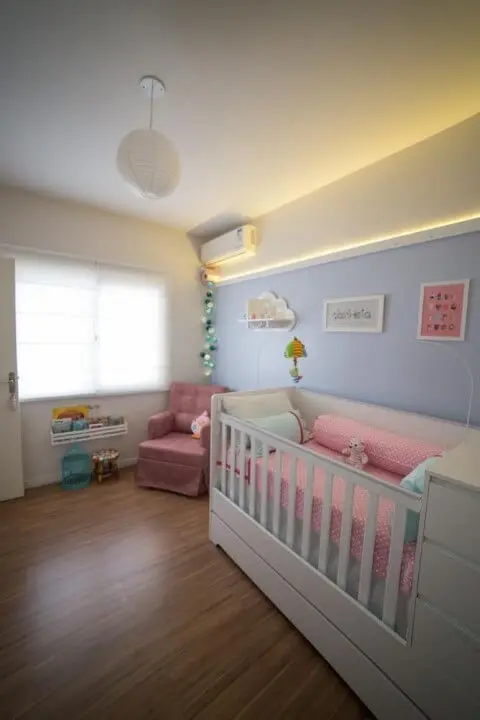 Cores para quarto de bebê rosa com azul Projeto de Studio Feijó