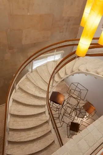 Modelos de escadas circular com corrimão Projeto de Denise Barretto