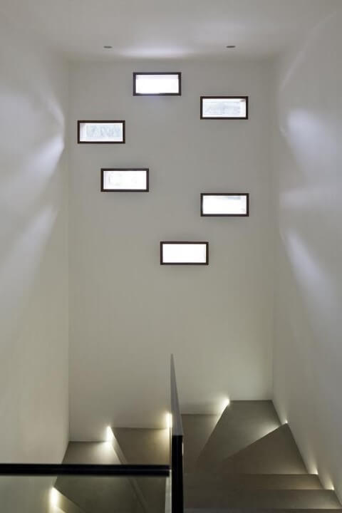 Parede com tijolo de vidro Projeto de Pascali Semerdjian