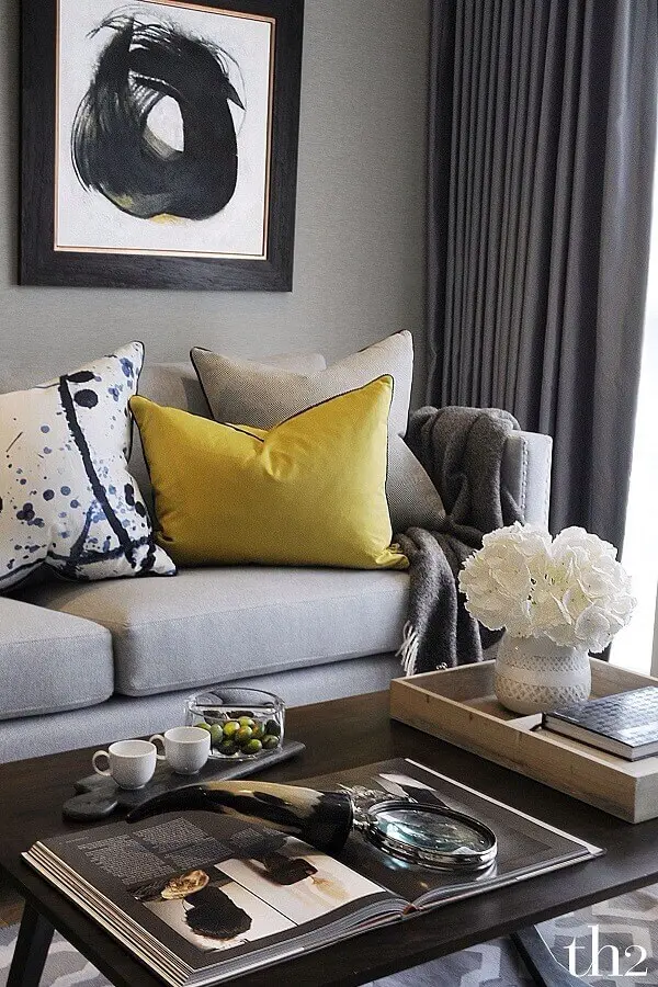 decoração moderna com almofadas para sofá Foto We Heart It
