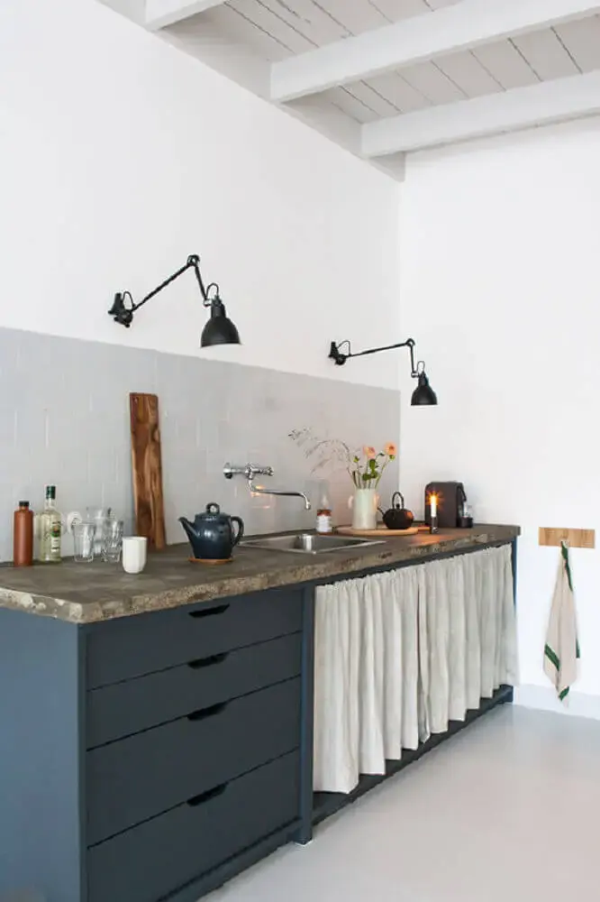 luminária para cozinha instalada na parede