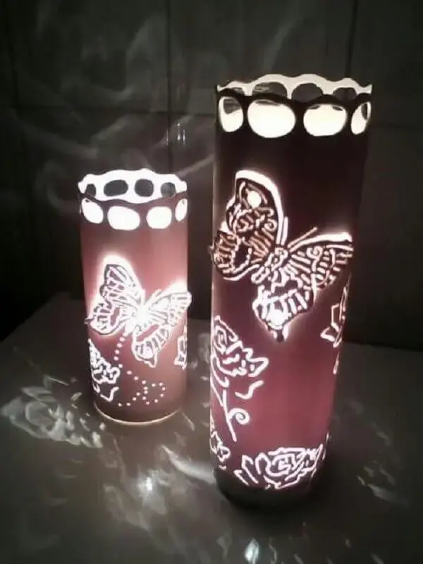 luminárias de PVC com estampa de borboletas