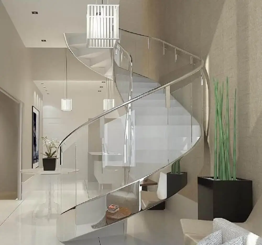decoração moderna com corrimão de inox para escada branca com guarda corpo de vidro