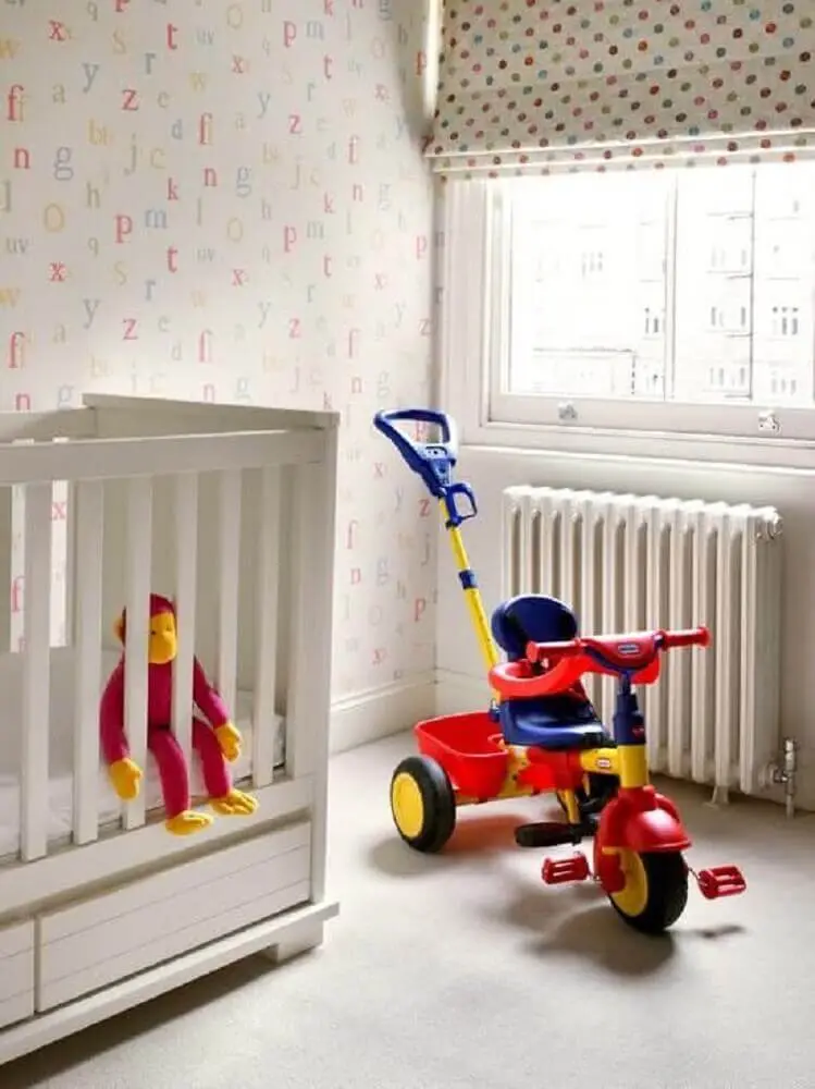 estampa de letrinhas para papel de parede para quarto de bebê masculino