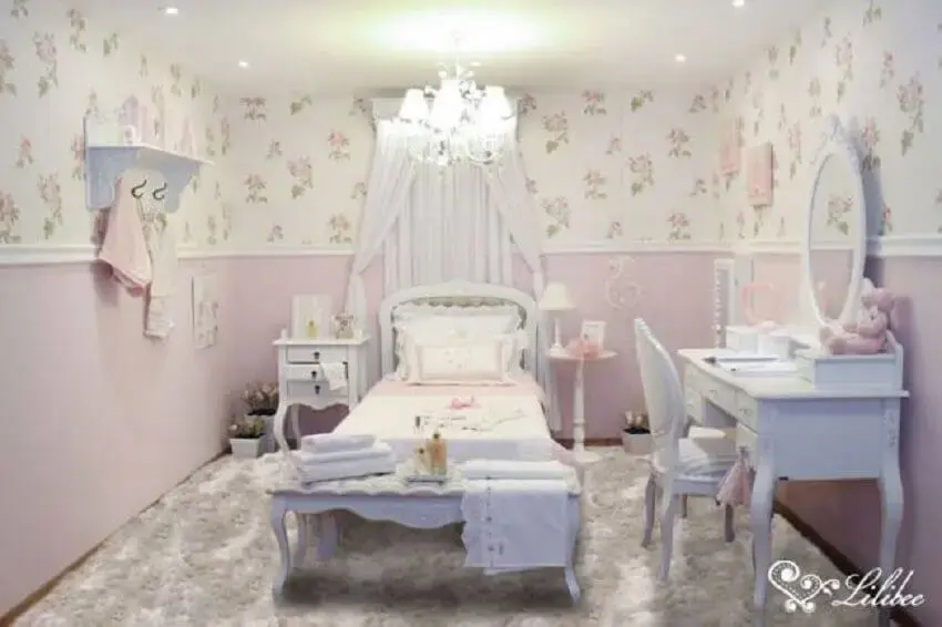 decoração de quarto infantil feminino no estilo princesa