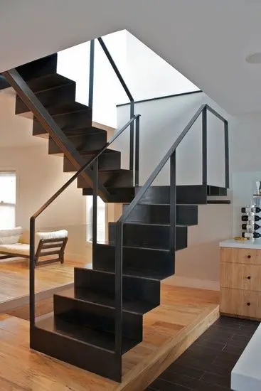 escada de ferro - escada fina de ferro preto 