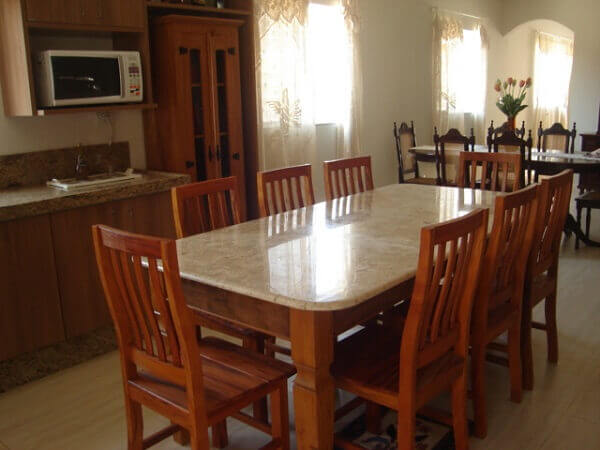 mesa para sala de jantar com granito e madeira