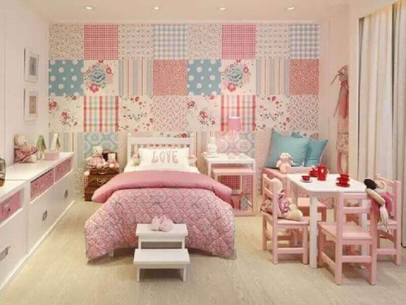 papel de parede estampado para decoração de quarto infantil feminino