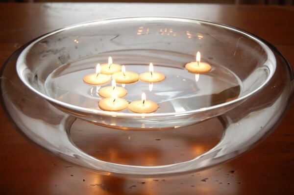 Como fazer velas: as velas flutuantes trazem um toque intimista para o decor