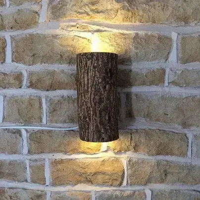 Luminária de madeira rústica de toco de madeira com arandela